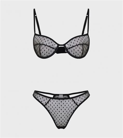 Buy Trendyol Woven Capless Lingerie Set In Black ThStreet Qatar