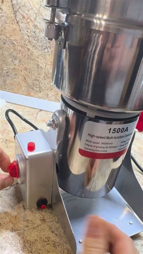 Мощный измельчитель для сухих продуктов. Электрическая мельница для ...