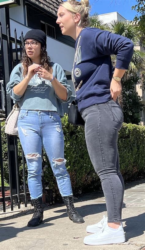 Beautiful Blonde Pawg With A Perfect Phat Ass Non Oc Tight Jeans