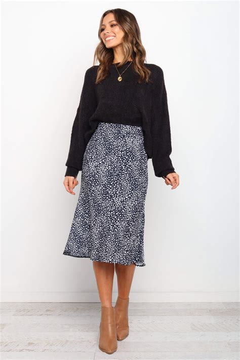 22 Cute Church Outfits That Are Stylish and Modest – May the Ray