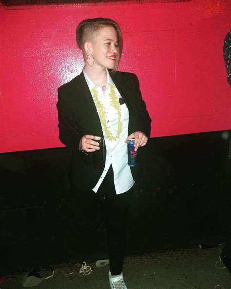 Lesbian Haircut Headshave And Bald Fetish Blog