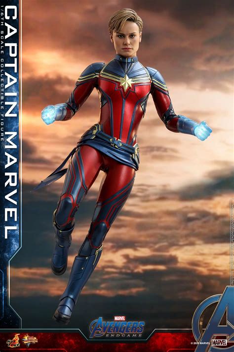 Hot Toys Shows Off Its Avengers Endgame Captain Marvel Action Figure Geektyrant