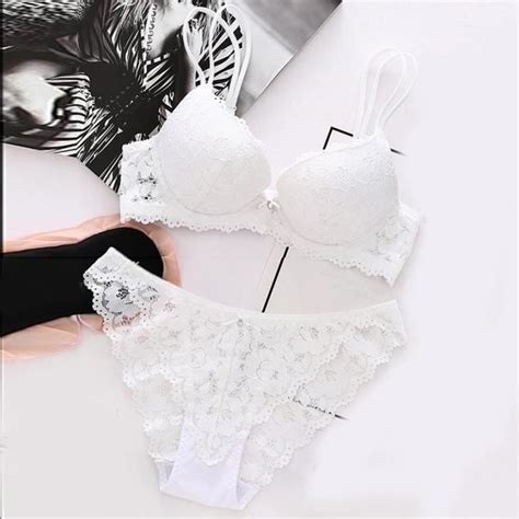 Soutien gorge en dentelle sexy pour femmes Ensemble de sous vêtements de lingerie à armatures