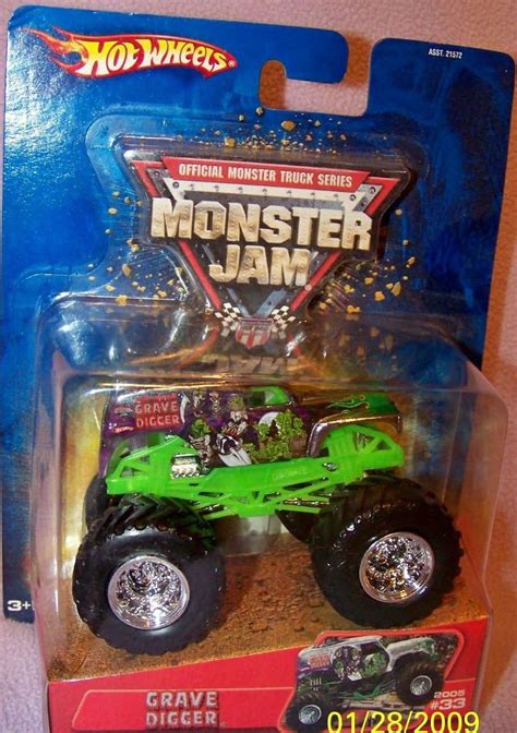 Amazon Co Jp Chrome Grave Digger Gravedigger 1 64 33 2005 Hotwheels Hot Wheels 1 64 Scale