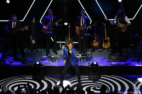 Music historians explain the influence of cliff richard and rock 17