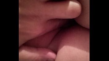 Novia Despu S De Fiesta Acariciando Su Agujerito Y Vagina Xnxx