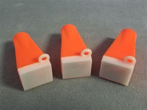 RARE VINTAGE Risque Nude Plastic Pinup Peepshow Viewer Key Chain Lot Antique Price Guide