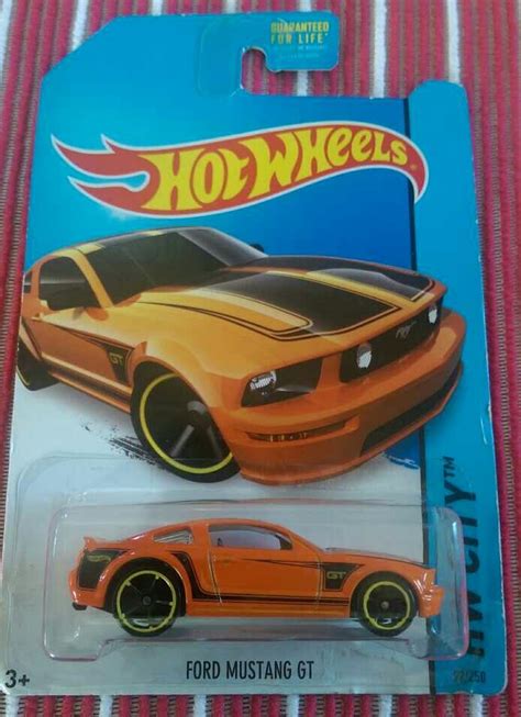 2005 Ford Mustang Hot Wheels