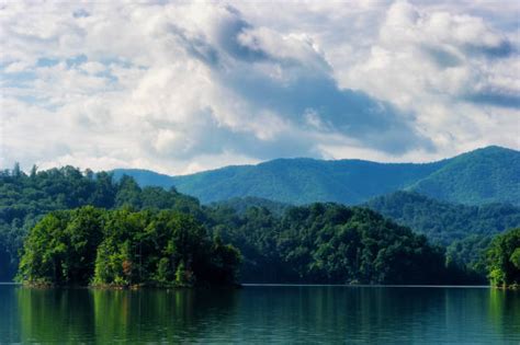 Watauga Lake Stock Photos Pictures And Royalty Free Images Istock