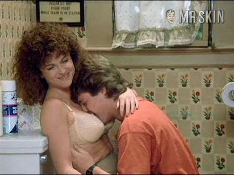 Dinah Manoff Nude Naked Pics And Sex Scenes At Mr Skin