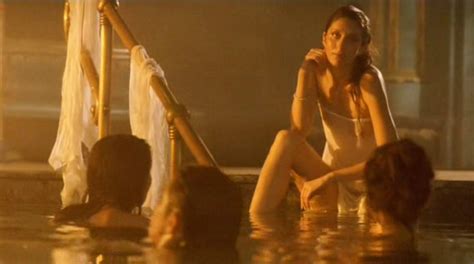 Naked Unknown in Akumulátor 1