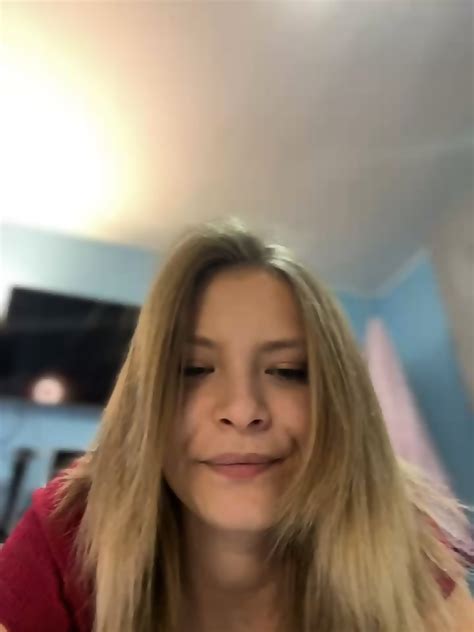 Sexy Blonde Annie 2024 03 23 132756