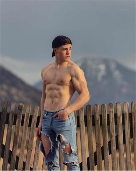 Hot Dudes 15 May 2023 Hot Guys