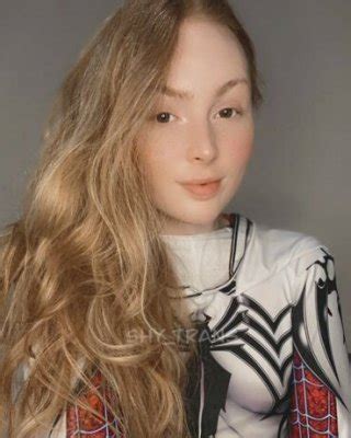 Shy Trans Nude Porn Pictures Xxx Photos Sex Images Pictoa