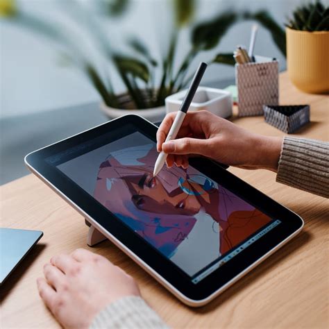 Wacom One Pen Display DTC121 - Interactive Drawing Tablet for Digital ...
