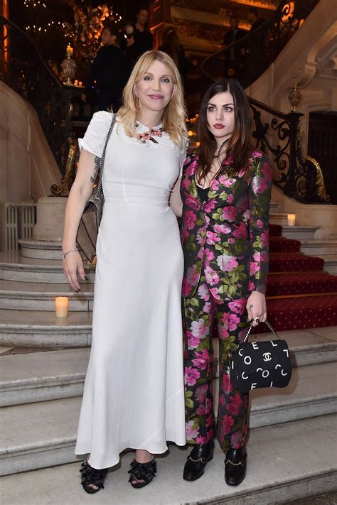 Prawdziwa Historia Courtney Love