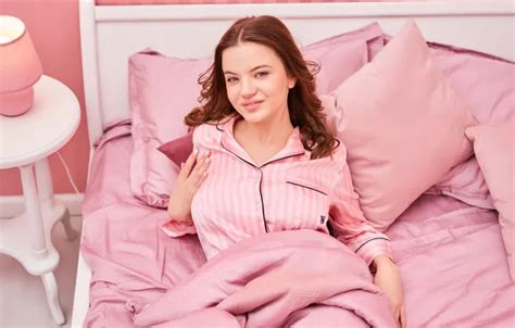 Wallpaper Long Hair Model Brunette Gorgeous Posing Busty Beautiful Face Photoshoot For