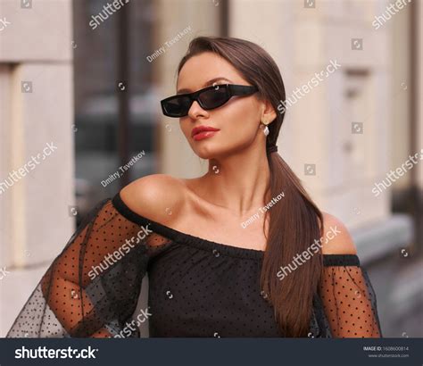 Beautiful Woman Long Straight Brunette Hair Stock Photo 1608600814 Shutterstock