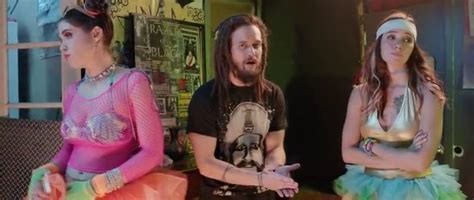 Thailand บนแผนฟลม สยองขวญวนฮาโลวน Halloween Pussy Trap Kill Kill