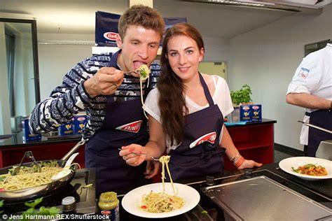 Thomas Muller Cooks Up A Storm As Bayern Munich Forward Stars In A