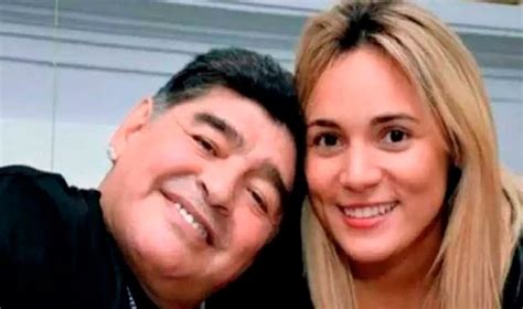 Aseguran Que Diego Maradona Mantuvo Una Relación Con Rocío Oliva Hasta