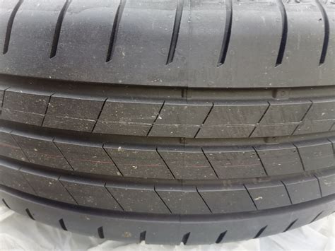 Bridgestone Turanza 215 60 R17, 4 новые шины