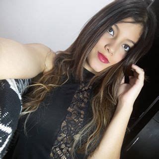 6 Hot Sexy Marta Maria Santos Bikini Pics