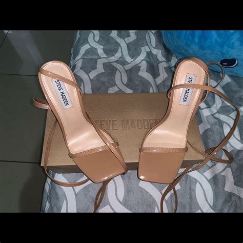 Steve Madden Uplift Camel Nude Tie Up Heels Size Gem
