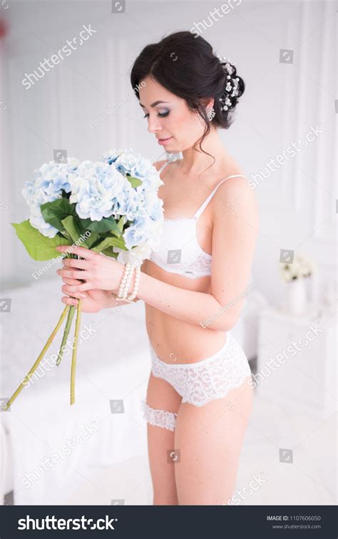 Sexy Beautiful Nude Bride Veil White Stock Photo Shutterstock