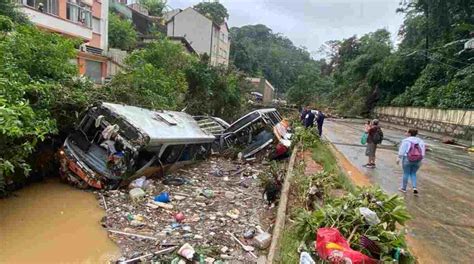 Temporal Em Petrópolis No Rio Deixa Ao Menos 35 Mortos