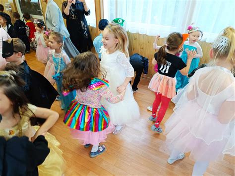bal – Szkoła Podstawowa nr 2 im. Księcia Janusza
