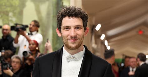 Josh O Connor Is Our Next Hot Priest Thanks To Knives Out