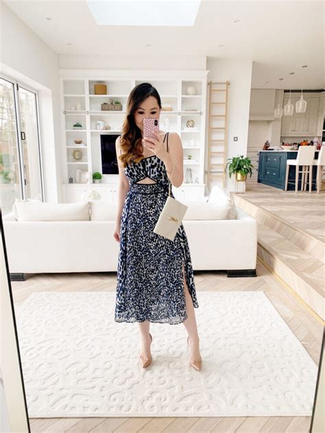 Hot Sexy Chase Amie Bikini Pics