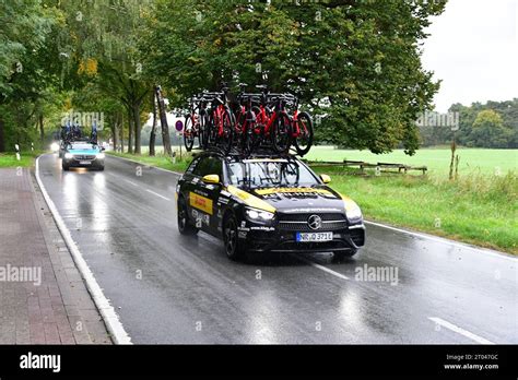 Radrennen Sparkassen Münsterland Giro Profirennen Begleitfahrzeuge