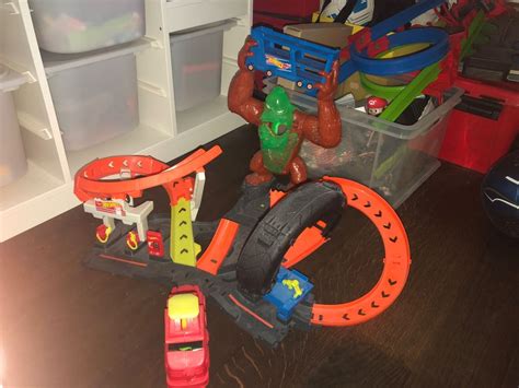 Hot Wheels Bahn Ohne Autos Gebraucht In Schlieren F R Chf Nur Abholung Auf Ricardo Kaufen