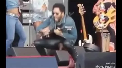 Lenny Kravitz Pelado Em Show XVIDEOS