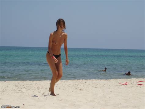 Amateur Couple At Summer Vacation Mobile Homemade Porn Sharing