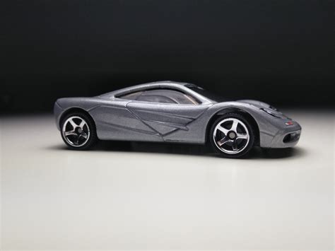 Hot Wheels Mclaren F1