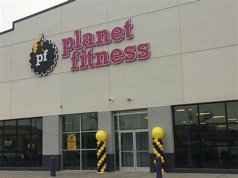 is planet fitness closed on christmas 10