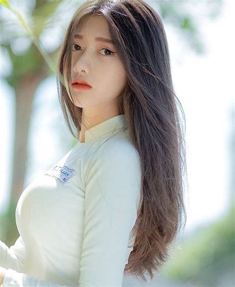 Hot girl Việt mặc áo dài đẹp nhất dân mạng gọi tên cô gái K theNEXTvoz