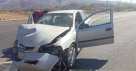 Dos Mujeres Lesionadas Deja Brutal Percance En La Carretera Federal