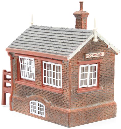 Hornby R Hogsmeade Station Signal Box Harry Potter Range Sold Out