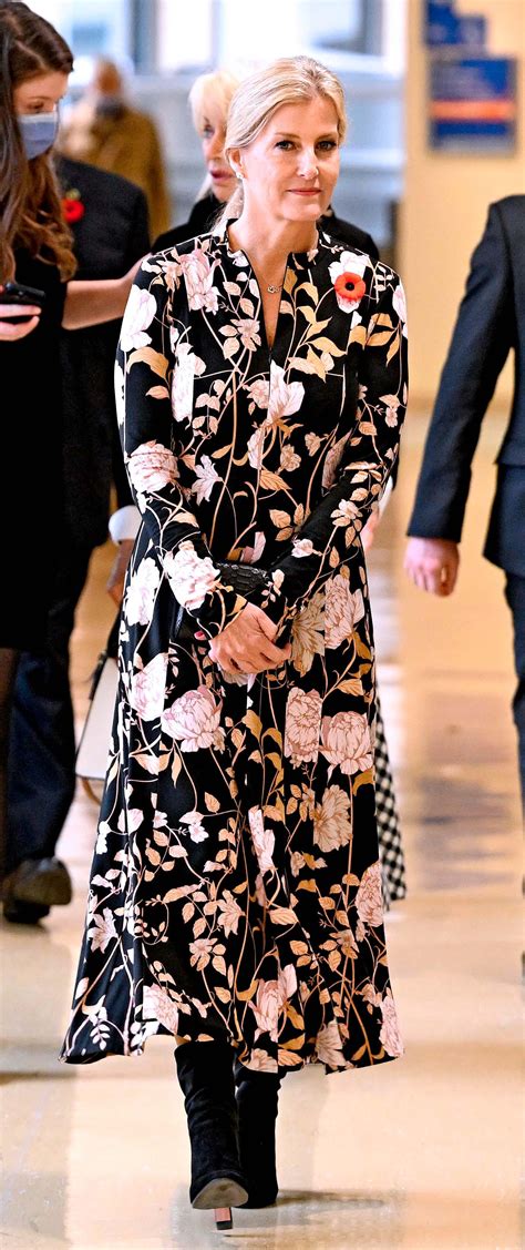 Where is Edward? SOPHIE'S SOLO TOURS spark concern | New Idea