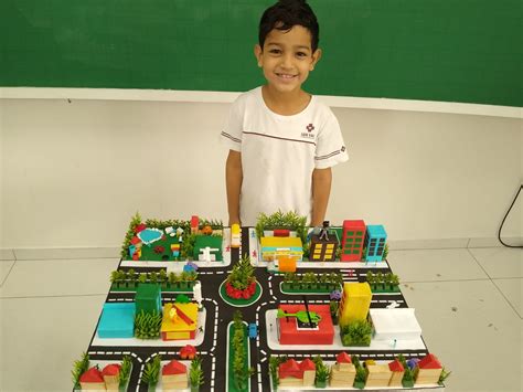 Maquete De Rua Simples - Bairros através de maquetes