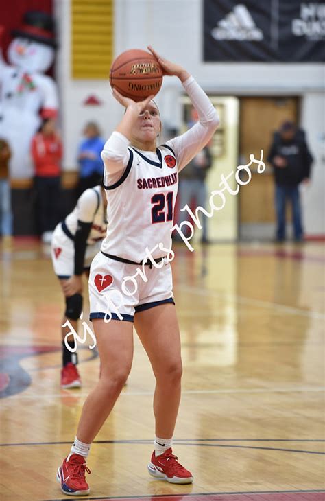 2021 12 19 Sha Vs Meade Co Varsity Girls Basketball Djsportsphotos