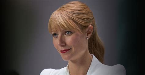 Pepper Potts Scale Figure From Hot Toys Really Doesn T Look Like Gwyneth Paltrow In Iron Man