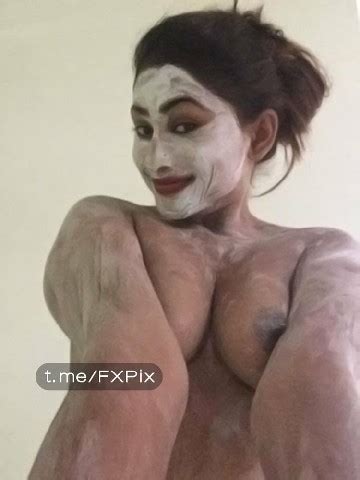 Tharki Kashmiri Girl Nude And Intimate Photos With Boyfriend