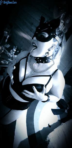 Kinky And Sexy Russian Amateur Milf S 114 Sexy Russian Milfs Porn Pic