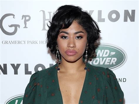 Hennessy Carolina Trucco E Capelli Della Sorella Influencer Di Cardi B