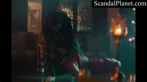 Esha Gupta Nude Pics Scenes And Porn LEAK Scandal Planet